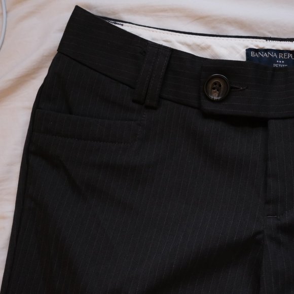 Banana Republic Low rise Pinstriped trouser(US 0P) - Picture 5 of 14